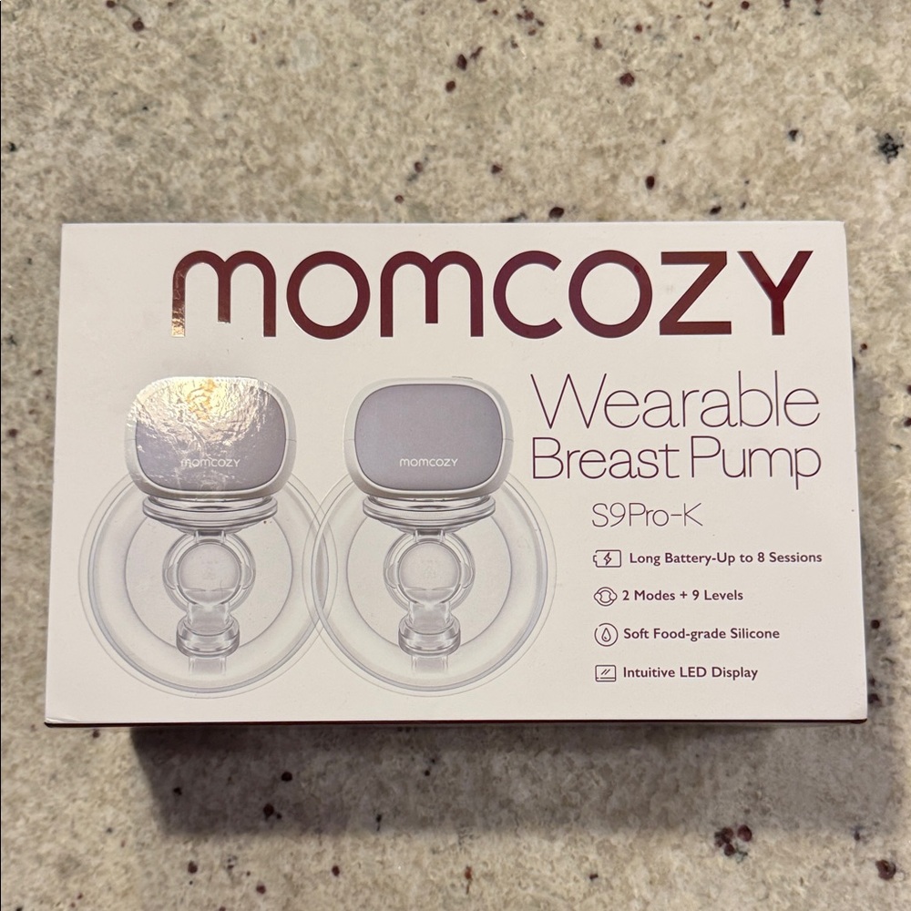 Momcozy Wearable Breast Pump - White